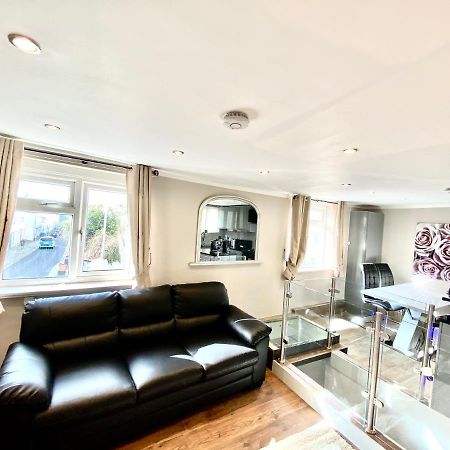 Modern Stylish Apartment At Brighton Station Exterior foto