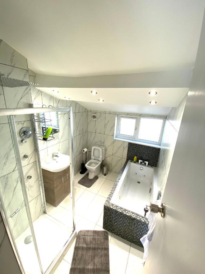 Modern Stylish Apartment At Brighton Station Exterior foto